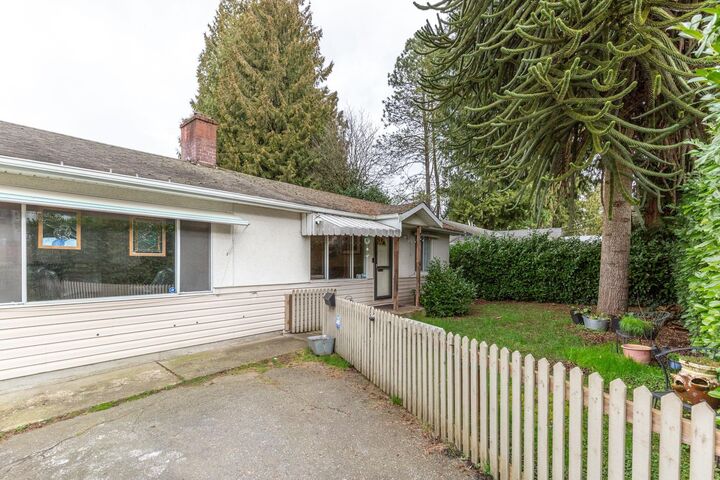 Property Photo:  13221 112B Avenue  BC V3R 2H4 