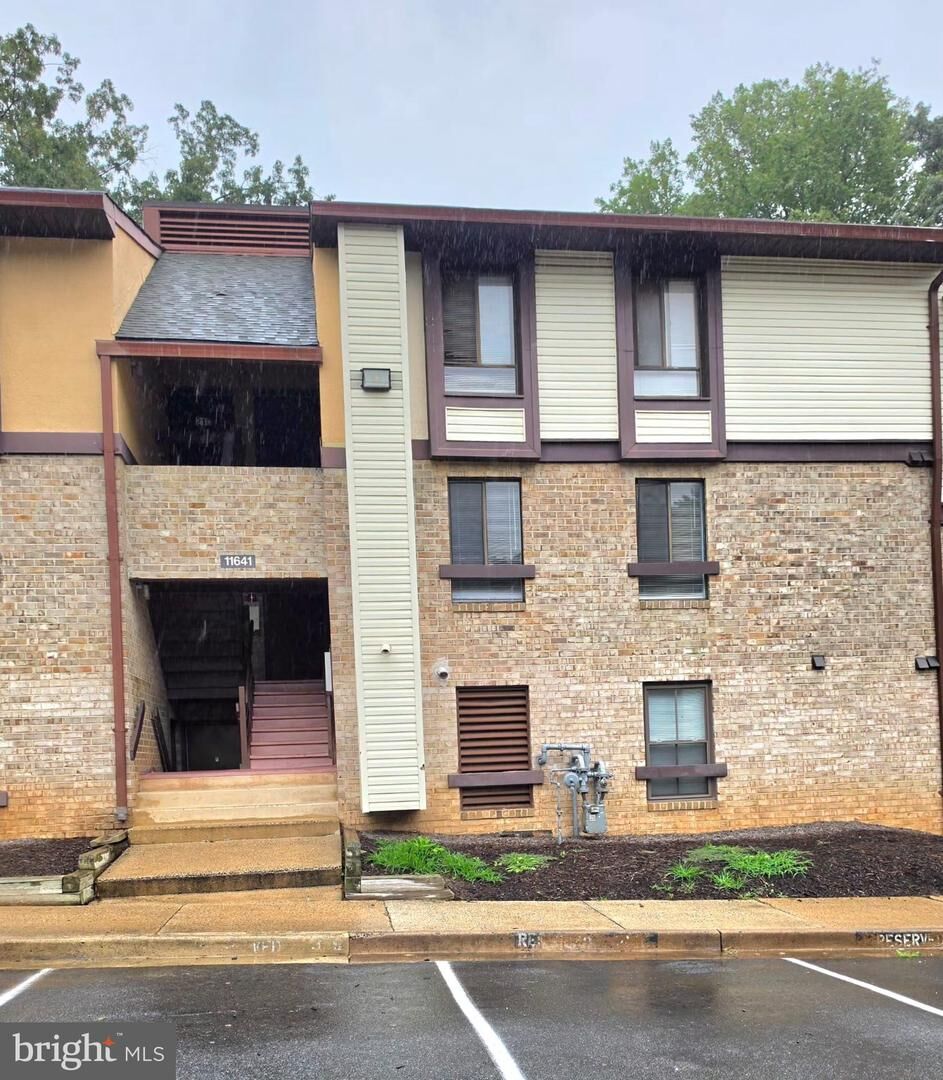 Property Photo: 11641 Stoneview 12C VA 20191