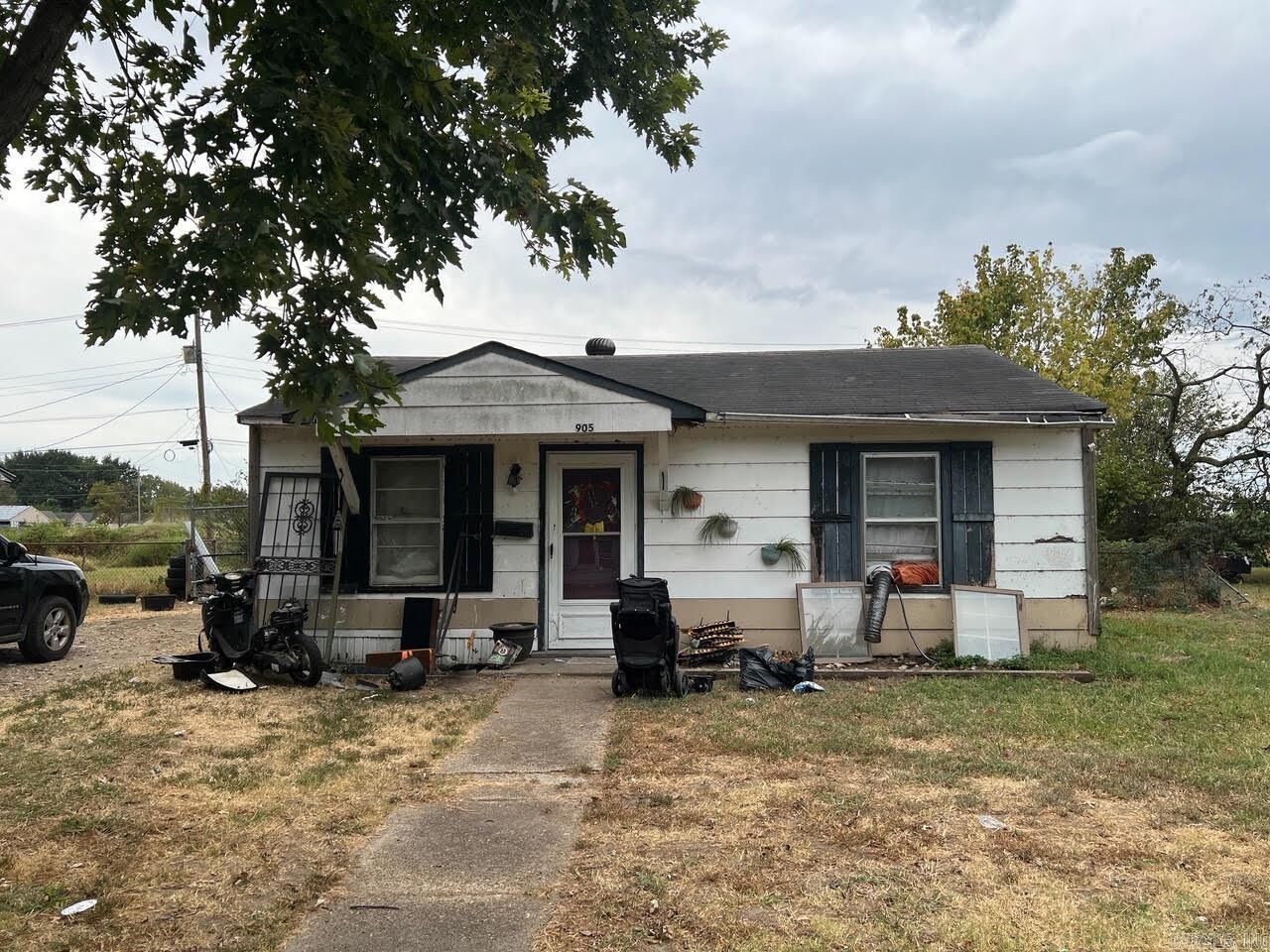 Property Photo: 905 Mulberry Drive AR 72472