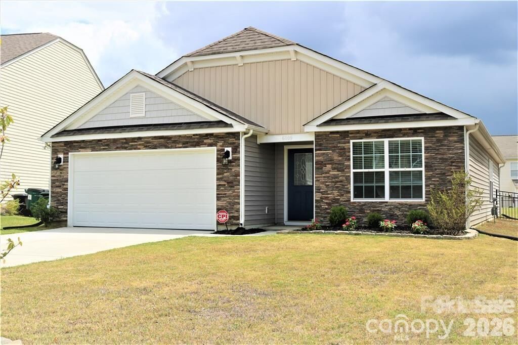 Property Photo:  6009 Olivia Catherine Way  NC 28213 