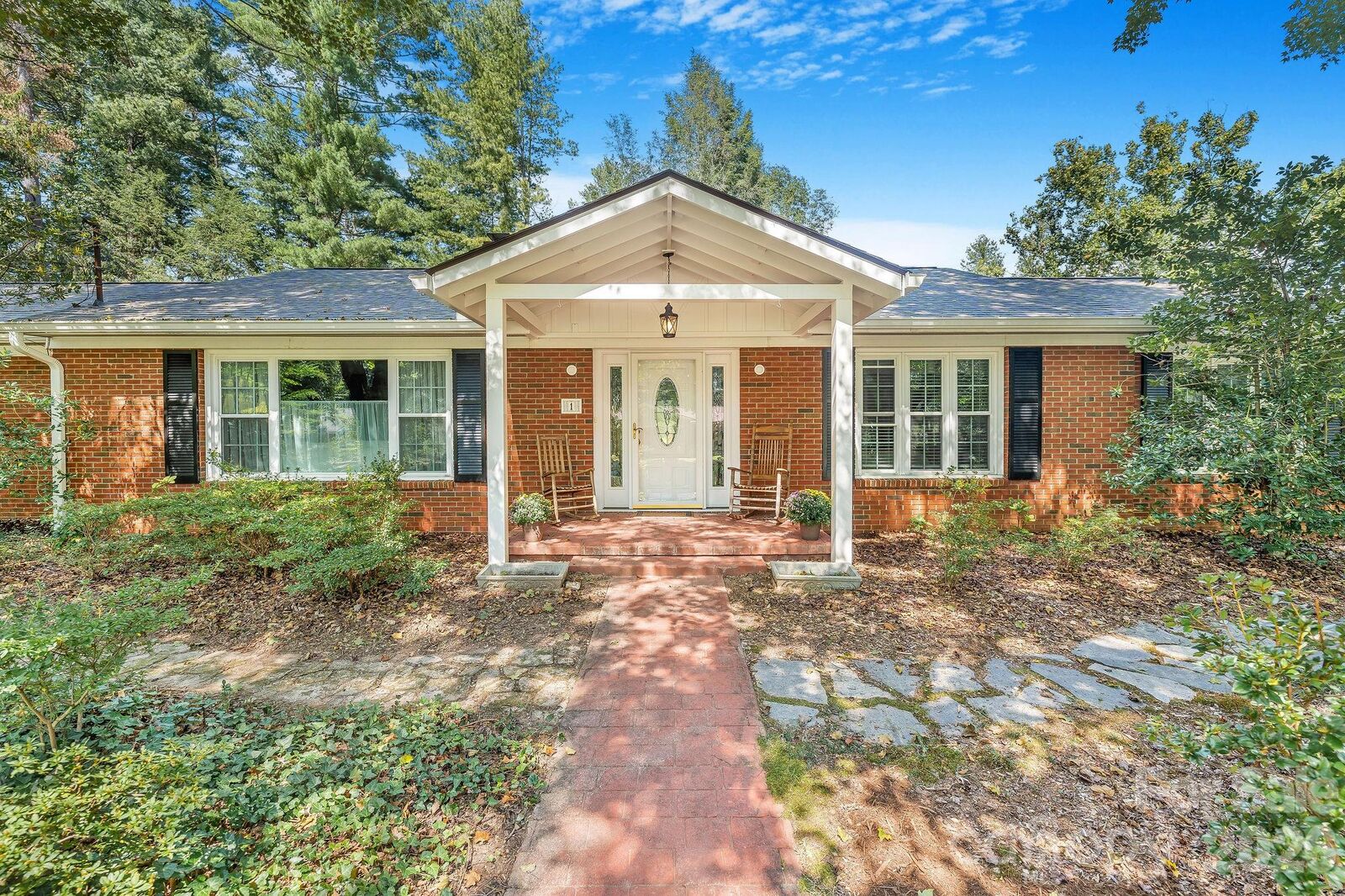 Property Photo:  1 Pheasant Ridge Drive  NC 28804 