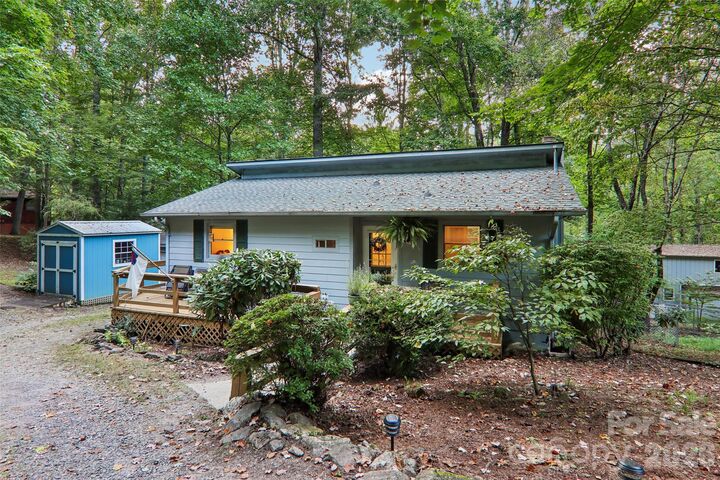 Property Photo: 64 Blue Jay Loop NC 28751