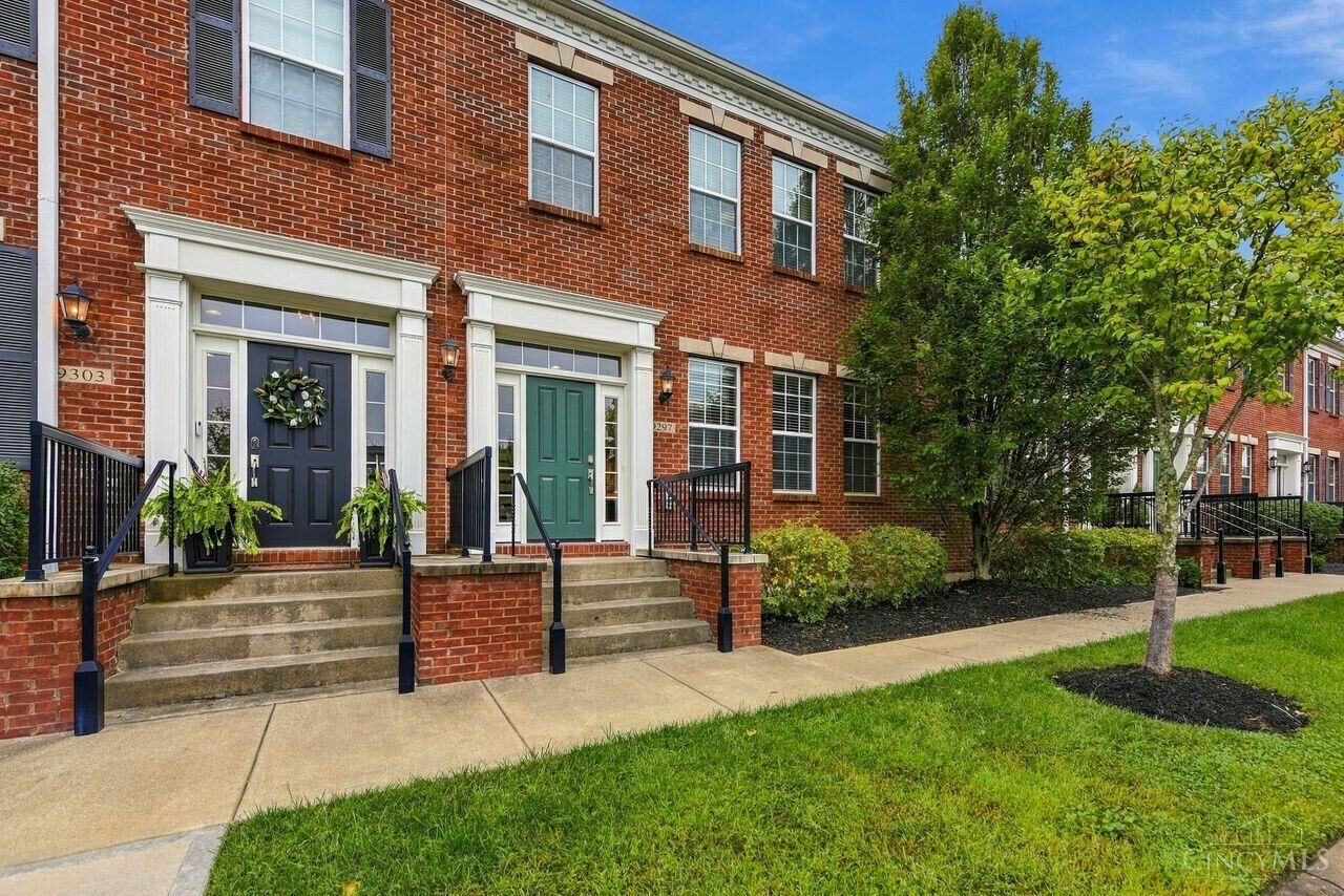 Property Photo: 9297 Leland Court OH 45040