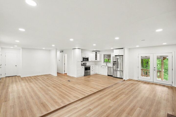 Property Photo: 8018 Bridgetown Road OH 45002