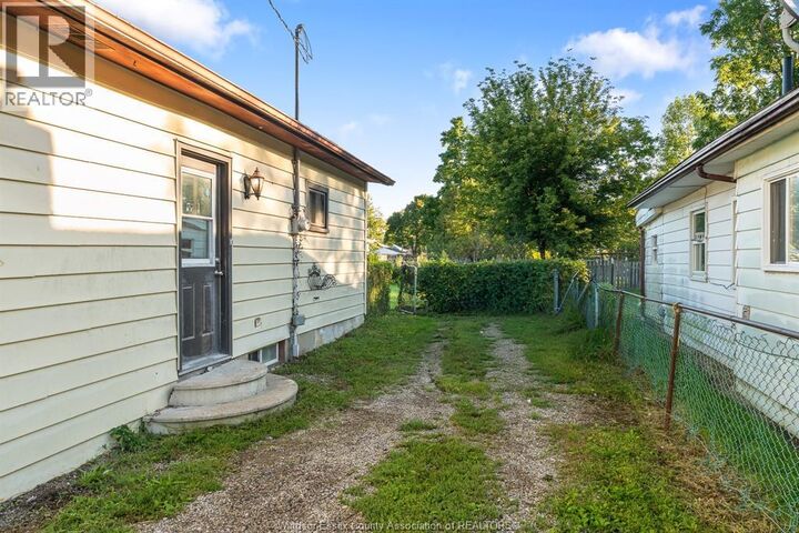 Property Photo: 202 Sandys Street ON N7L 3P8