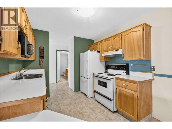 Property Photo: 133 Winnipeg Street 204 BC V2A 6L2