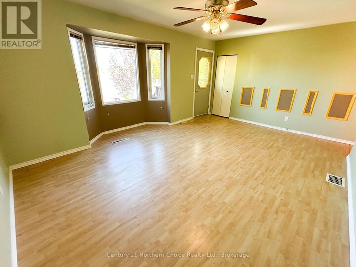 Property Photo:  46 Dickenson Road  ON P0V 1C0 