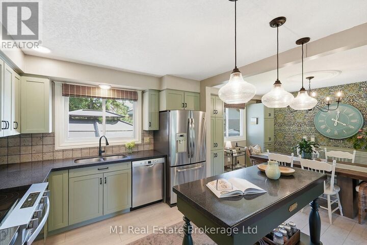 Property Photo:  565 Elgin Street  ON N1M 2C1 