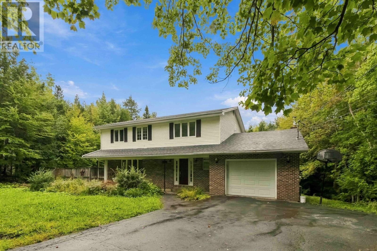 Property Photo:  251 Howe Avenue Avenue  NS B2T 1H7 