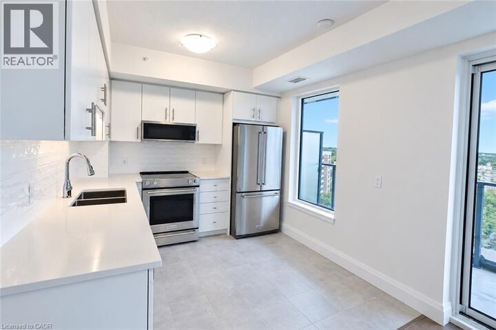 Property Photo:  93 Arthur Street South 1105  ON N1E 0T3 