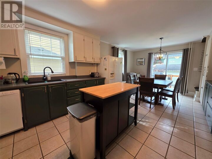 Property Photo:  42 Eastvalley Road  NL A2H 2L3 