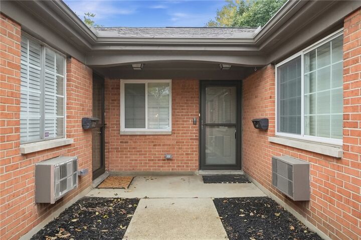Property Photo: 5454 Dunmore Drive OH 45459
