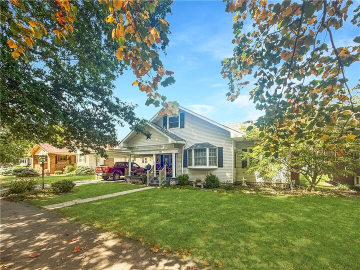 Property Photo:  502 E Main Street  IL 62420 