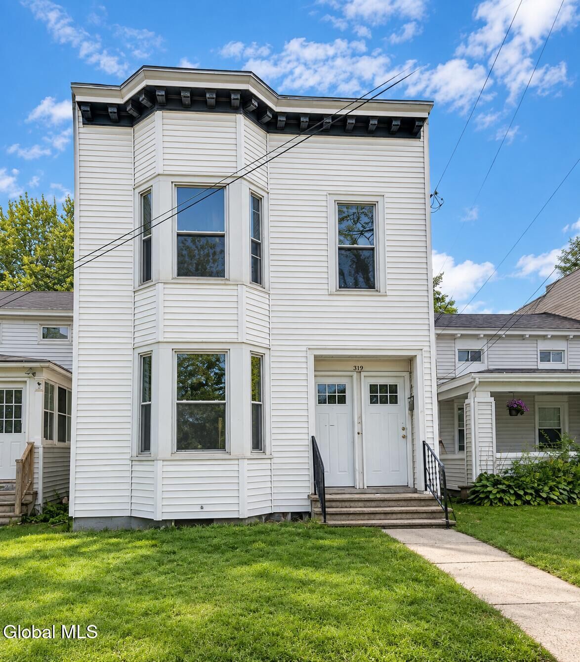 Property Photo:  512 Yates Street  NY 12208 