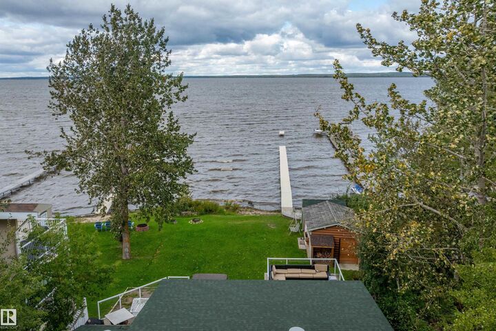 Property Photo:  50 Rge Road 10  AB T0C 2V0 