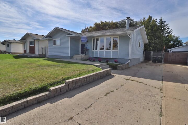 Property Photo: 4113 - 42 B Ave AB T9E 4S9