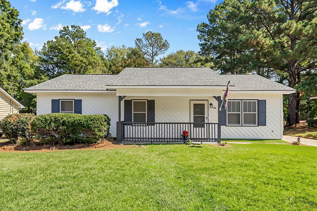 Property Photo:  104 Martin Luther King Jr Court  GA 30241 