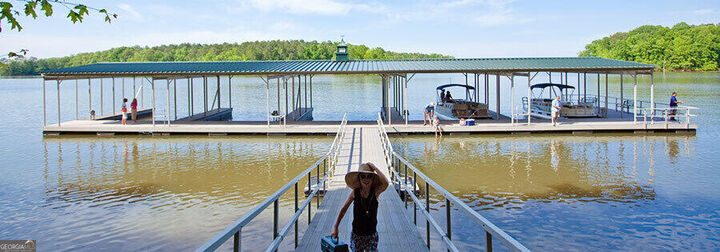 Property Photo: 341 Retreat Trail GA 30240