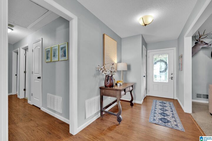 Property Photo: 2772 Brenda Circle AL 35071
