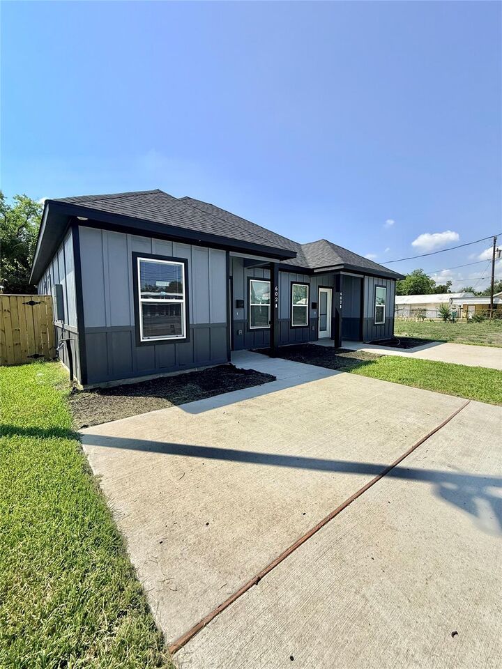 Property Photo:  1703 Johnson Street A  TX 77502 