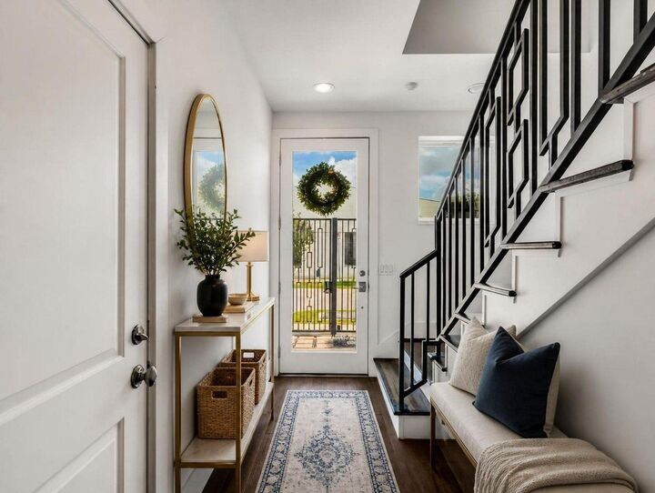 Property Photo: 1822 McIlhenny Street B TX 77004