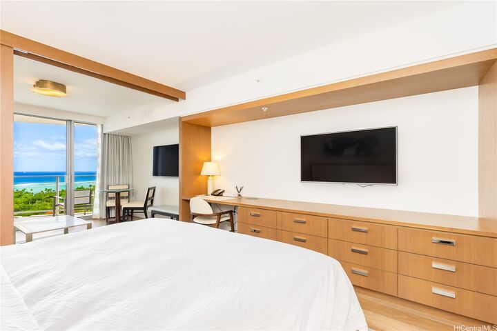 Property Photo:  2139 Kuhio Avenue D2207  HI 96815 