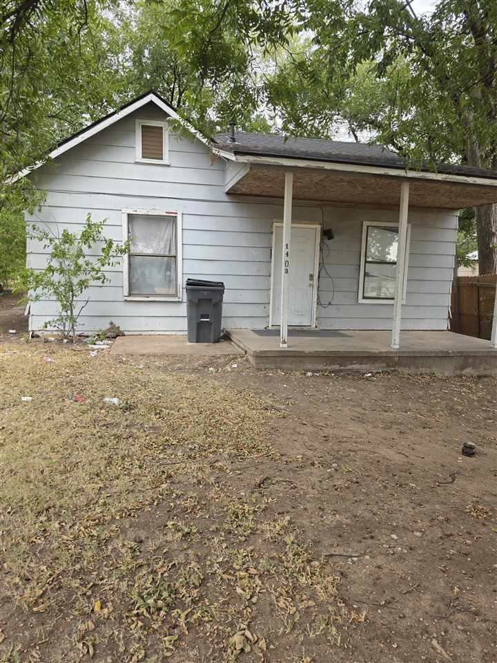 Property Photo:  1403 NW Lawton Ave  OK 73505 