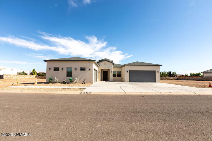 Property Photo:  6225 Belvedere Loop  NM 88012 