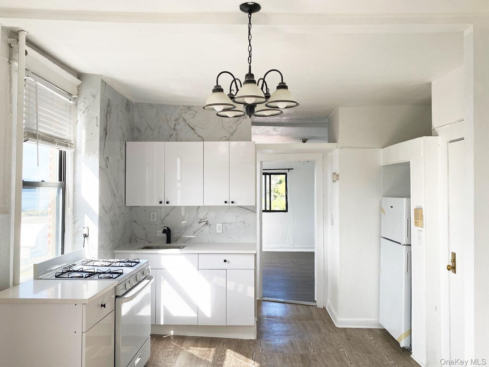 Property Photo: 101 Southside Avenue 3B NY 10706
