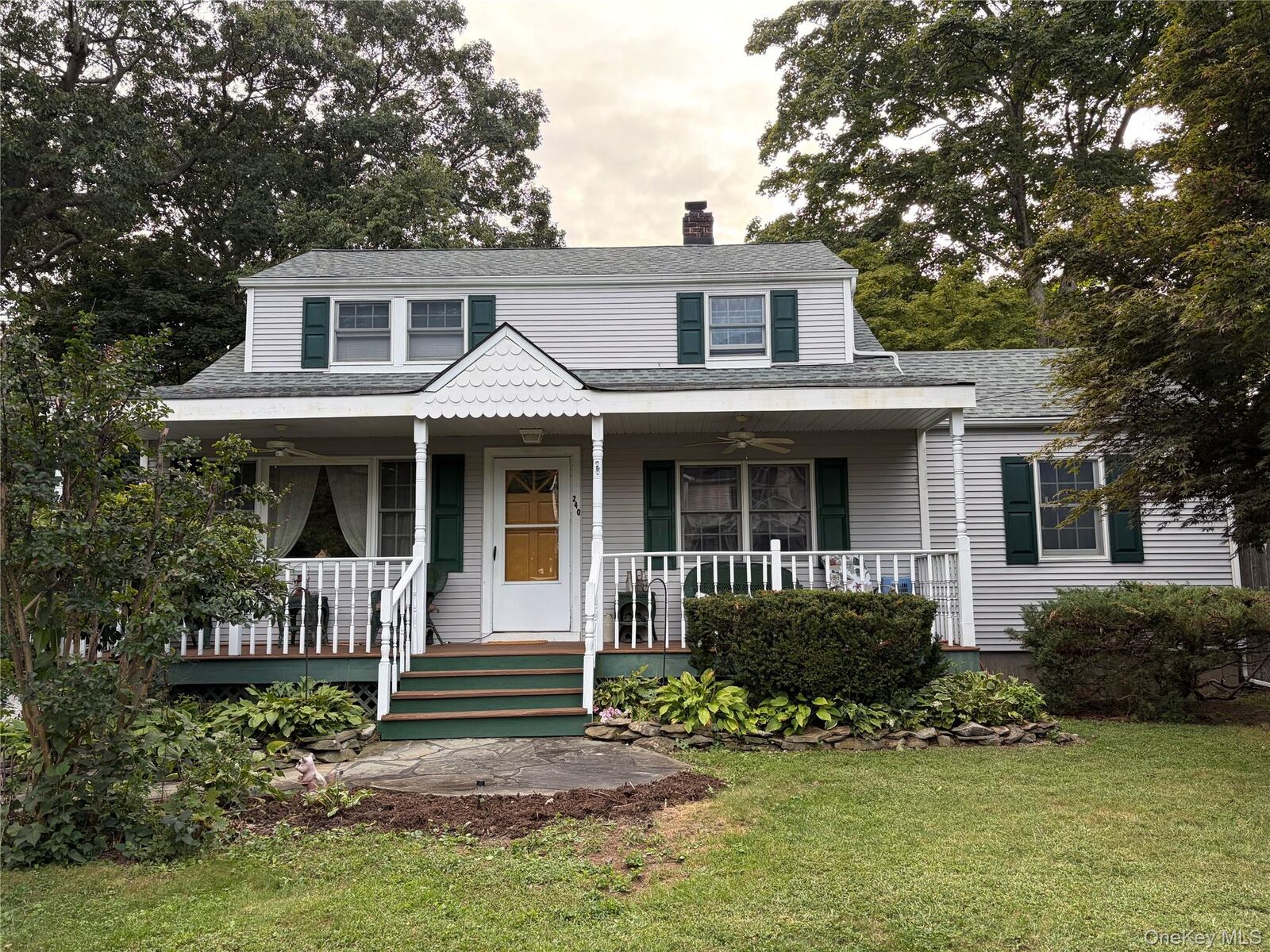 Property Photo:  240 Washington Avenue  NY 11780 