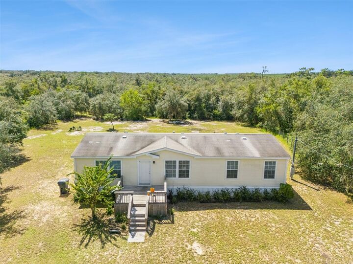 Property Photo:  2478 Buck Board Trail  FL 33898 