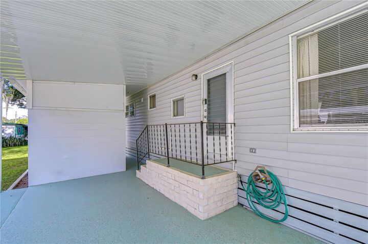 Property Photo:  6128 Ridgewood Drive  FL 33542 