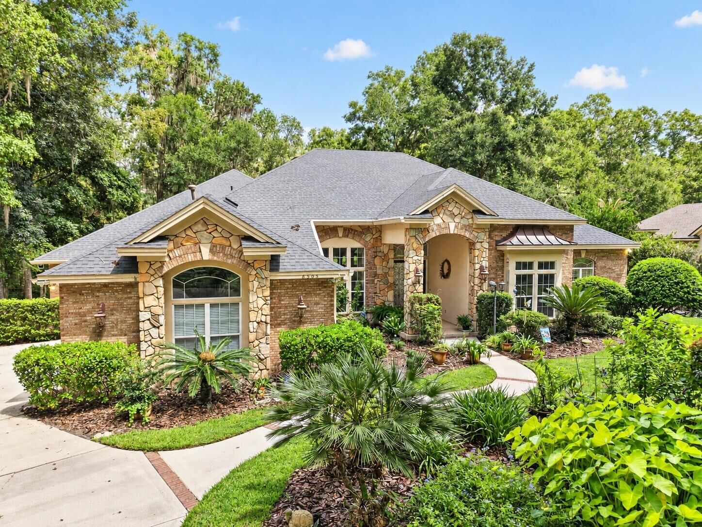 Property Photo:  6505 NW 81st Boulevard  FL 32653 