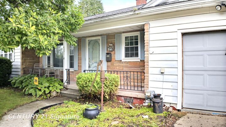 Property Photo:  4291 Woodrow Avenue  MI 48509 