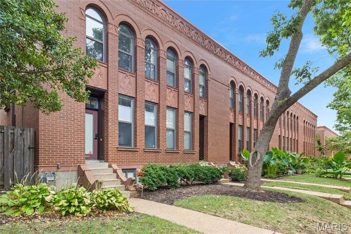 Property Photo:  4343 Laclede Avenue H  MO 63108 