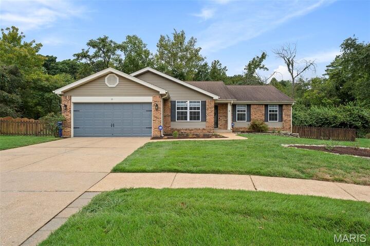 Property Photo:  39 Gentle Court  MO 63026 