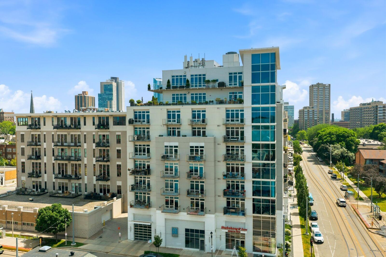 Property Photo: 601 E Ogden Ave WI 53202