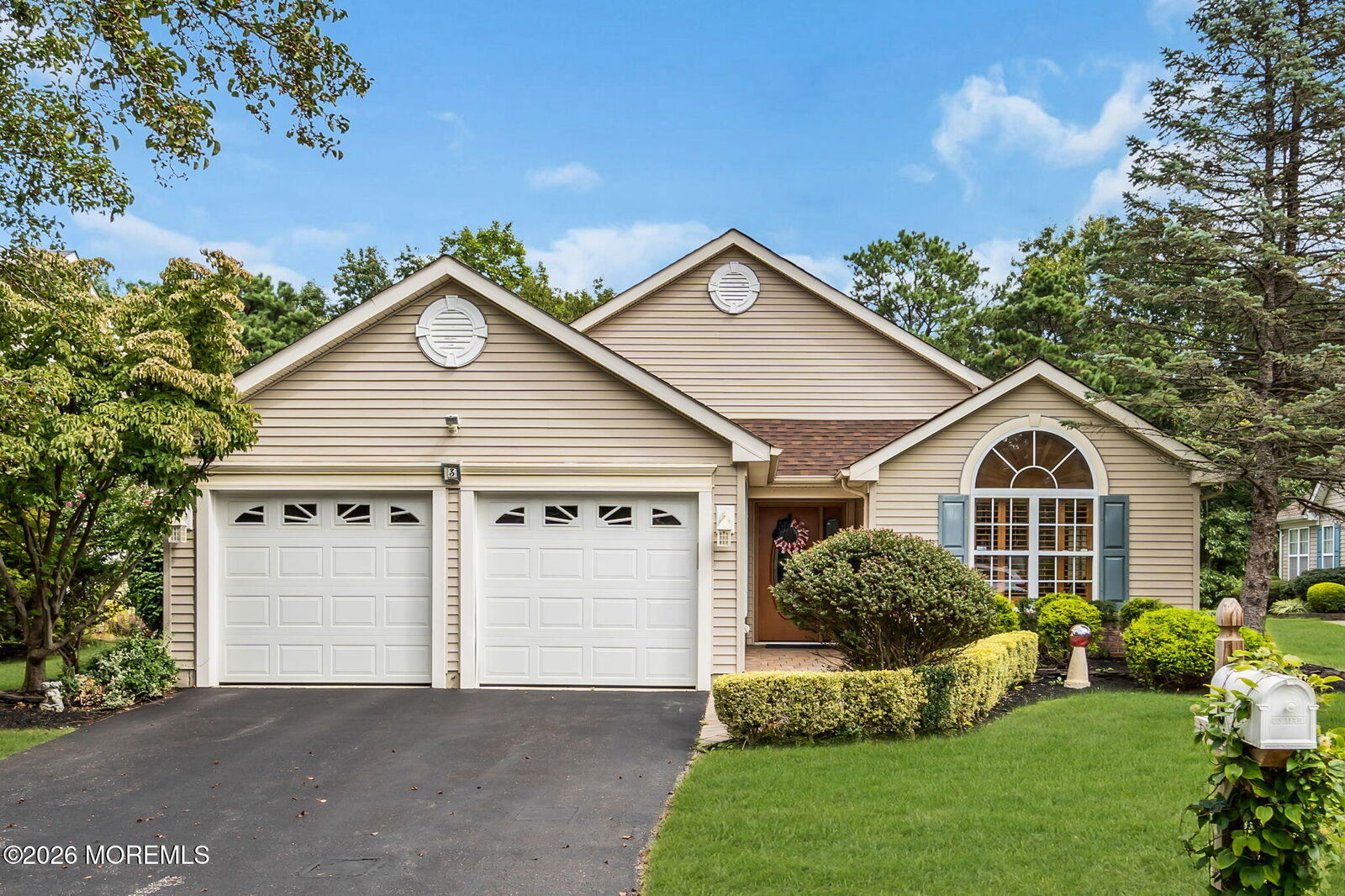 Property Photo:  3 Wellington Lane  NJ 08701 