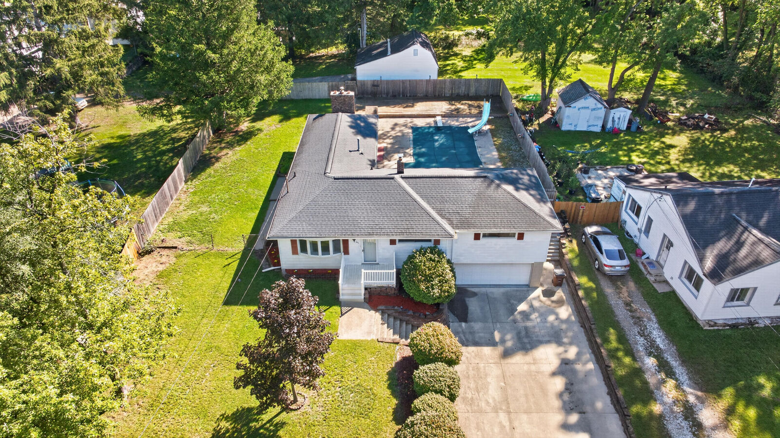 Property Photo:  2921 Overhill Road  MI 49203 