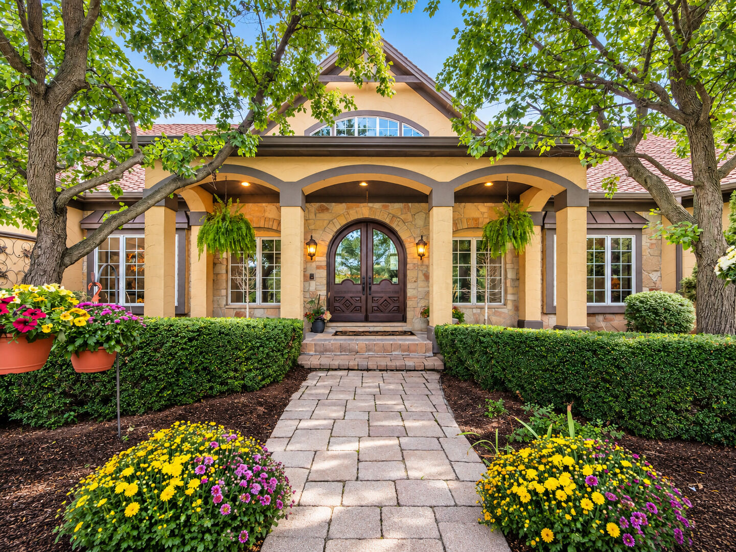Property Photo:  5 Autumn Trail  IL 60010 