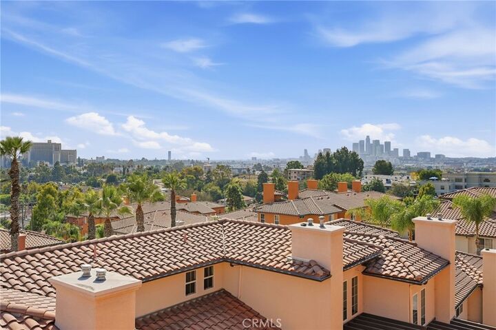 Property Photo: 3711 Baldwin Street 1203 CA 90031