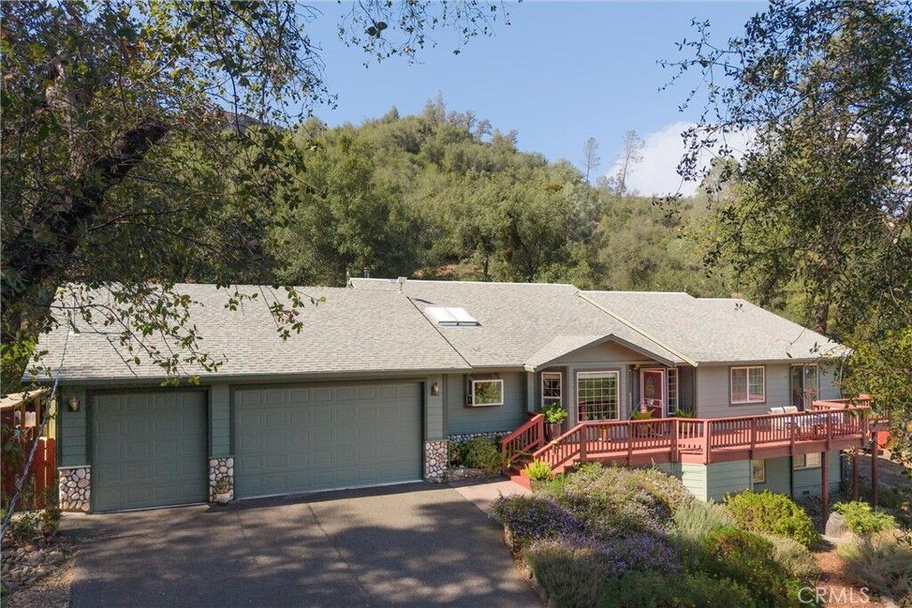 Property Photo: 5056 Hooper Lane CA 95928