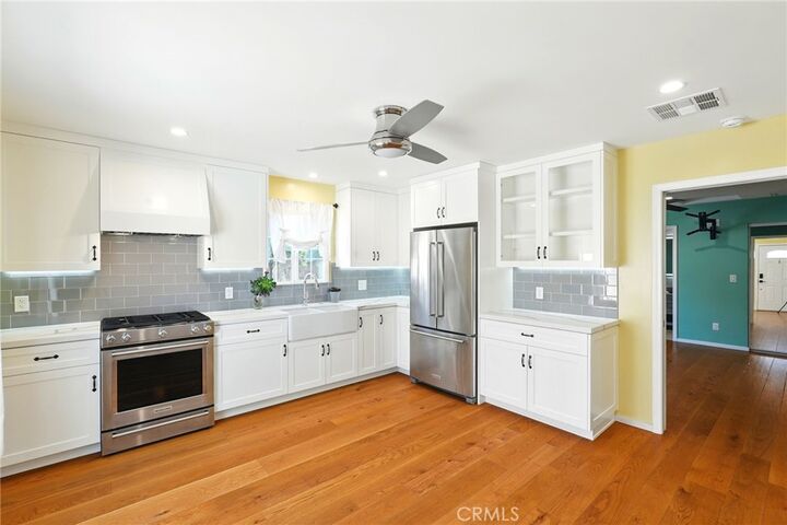 Property Photo:  16516 Index Street  CA 91344 