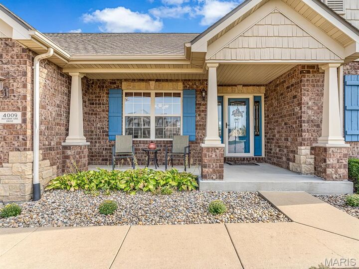 Property Photo: 4009 Autumn Oak Drive IL 62285