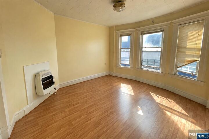 Property Photo: 760 Harrison Avenue 6 NJ 07029