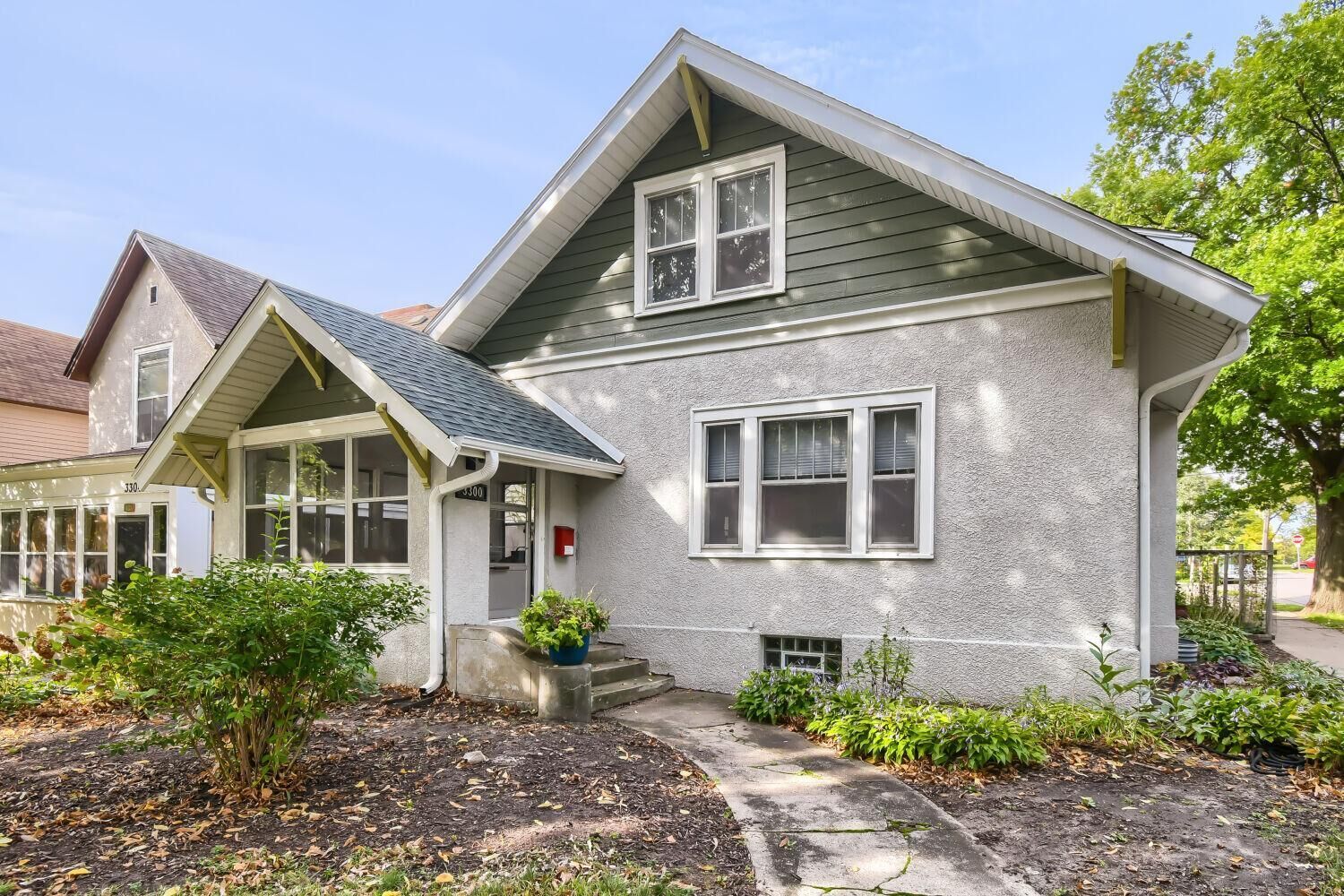 Property Photo: 3300 15th Avenue S MN 55407