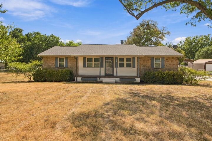 Property Photo:  114 Bells Chapel Road  TX 75165 