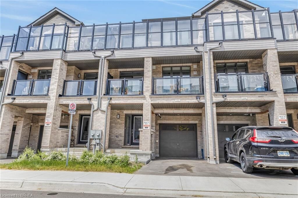 Property Photo:  585 Colborne Street E 1103  ON N3S 0K4 