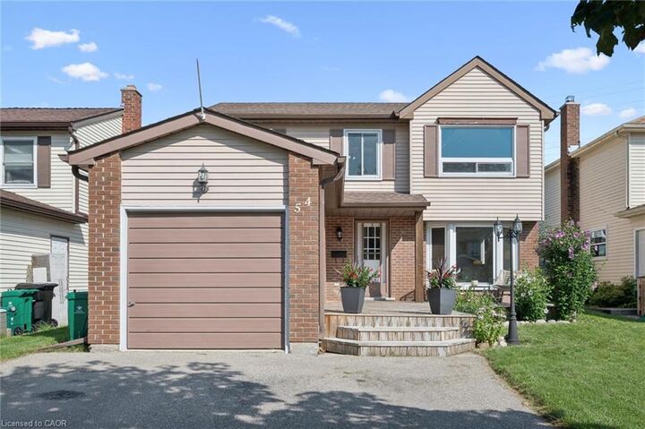Property Photo:  54 Royal Orchard Place  ON N2N 1Z6 