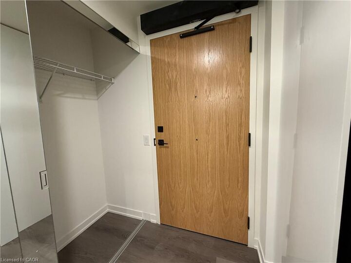 Property Photo:  33 Erie Avenue 506  ON N3S 0K7 